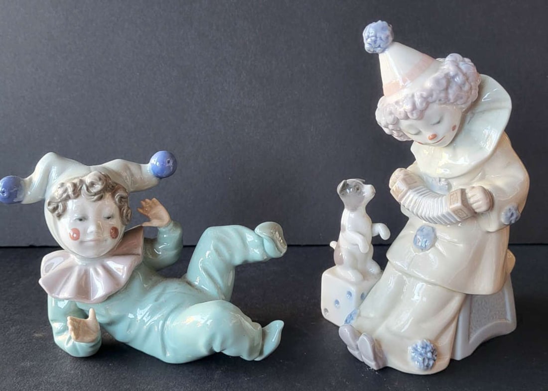 vintage PAIR of porcelain clown figurines (1 of 10)