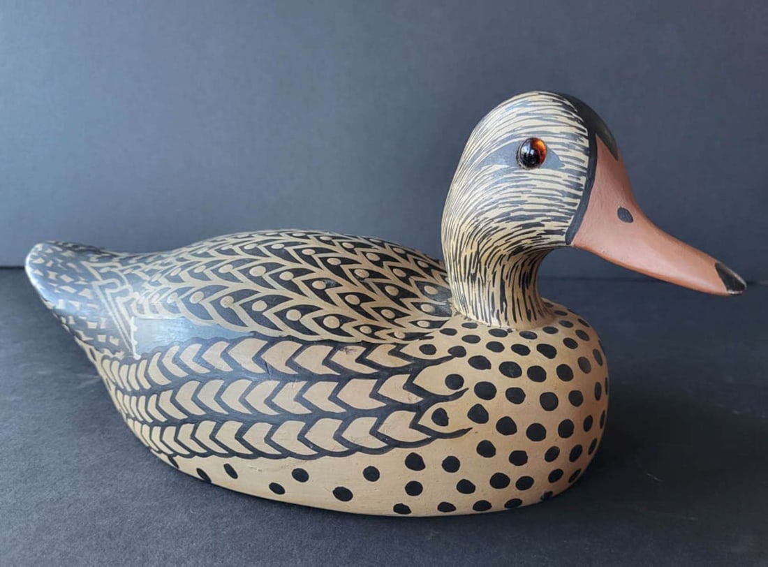 vintage signed carved wooden bird sculpture (1 of 7)