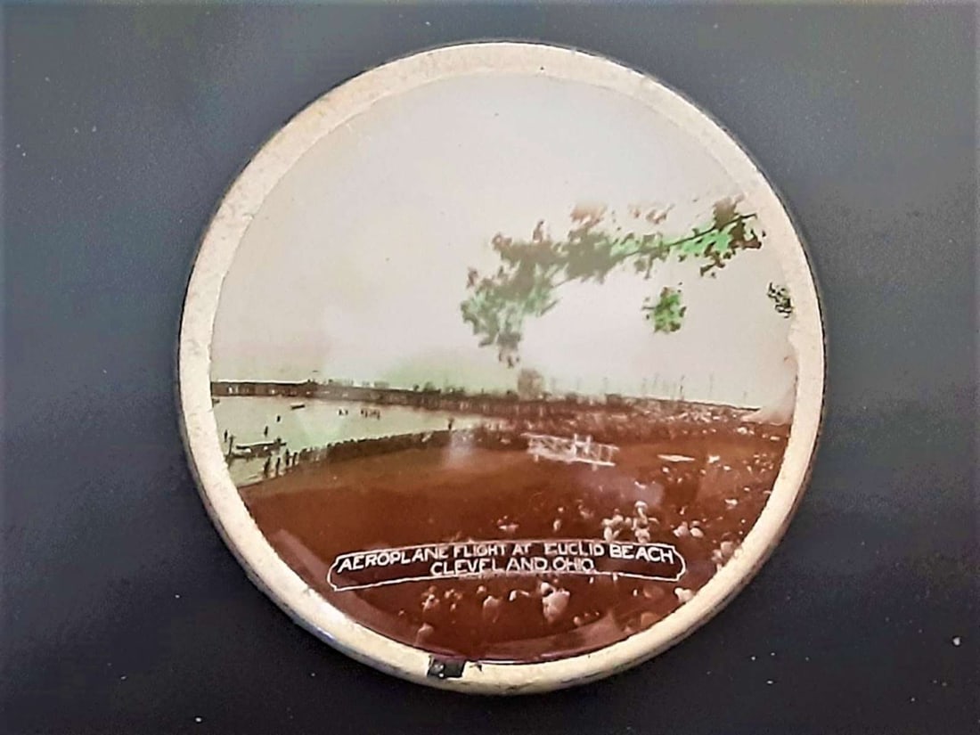 1910 antique aviation glass paperweight Glenn Curtiss: This commemorative glass paperweight is an amazing survivor of a historic flight made by famous American aviator and constructor Glenn Curtiss on August 31, 1910 when he flew 60 miles from Eucli