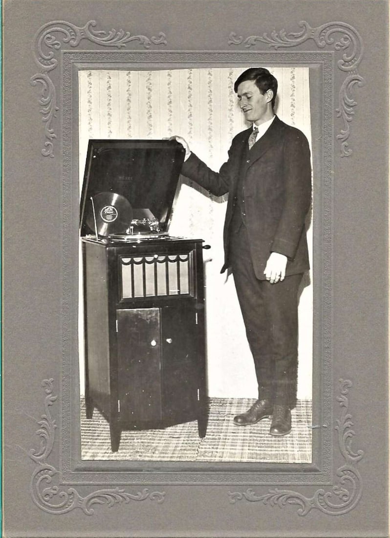 antique cabinet photograph of a Gramophone (1 of 1)