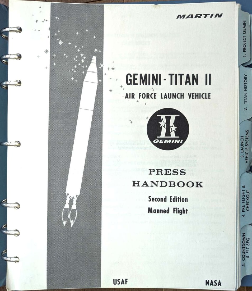 space 1965 Gemini Titan Press Handbook many photos (1 of 20)