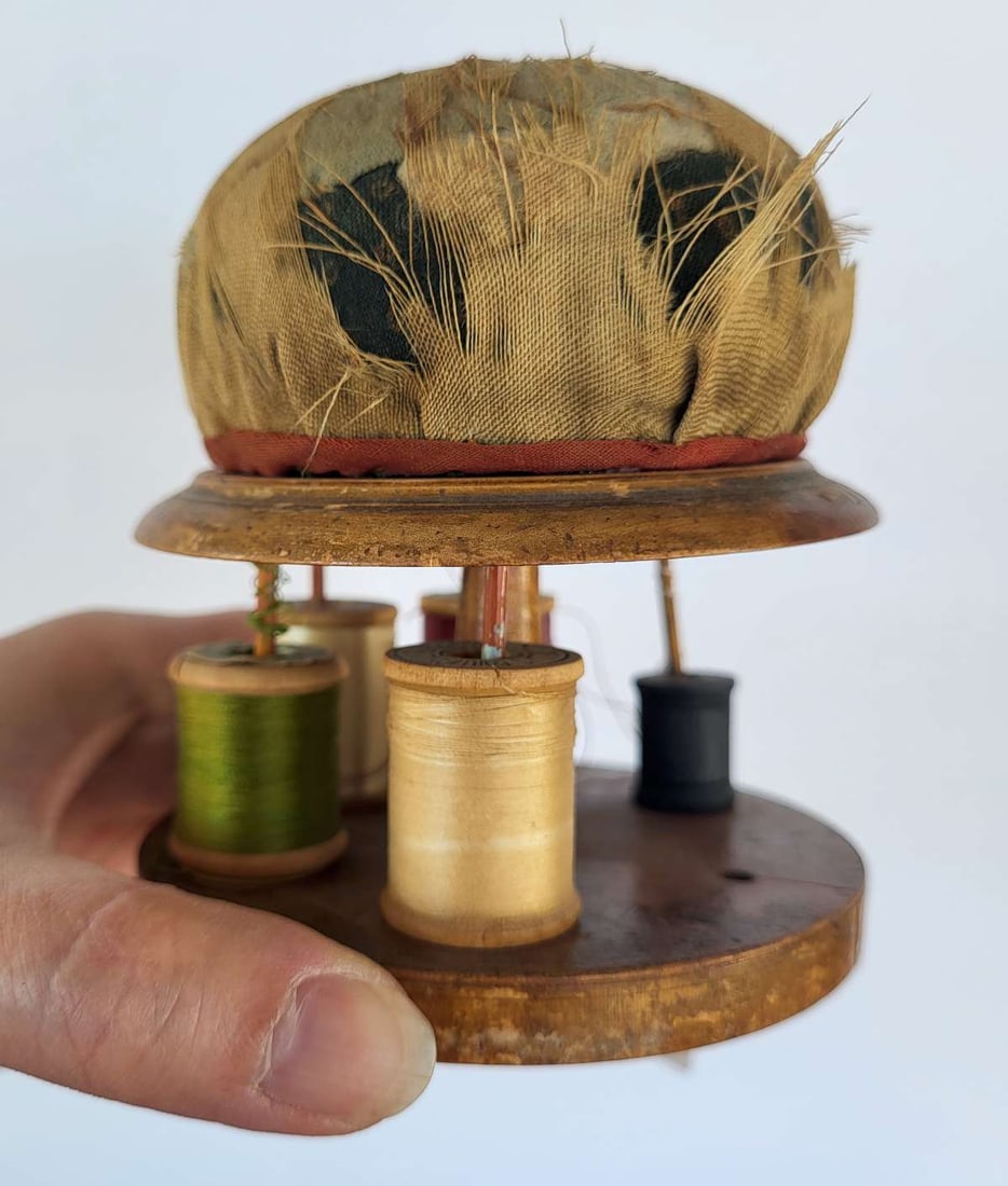 antique Shaker sewing tool spool holder (1 of 6)
