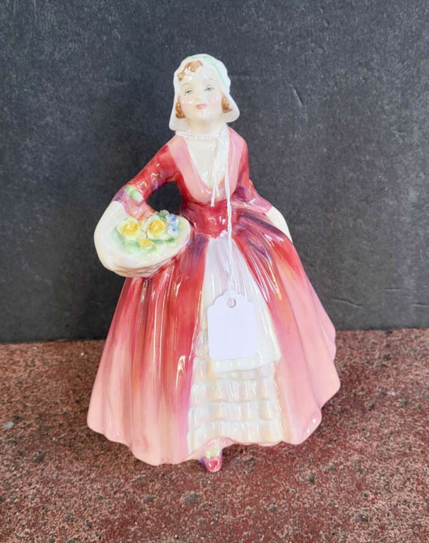 vintage Royal Doulton lady figurine (1 of 9)