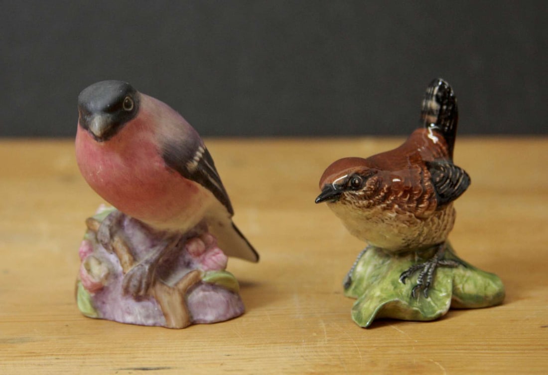 vintage English porcelain bird figural statues - 2