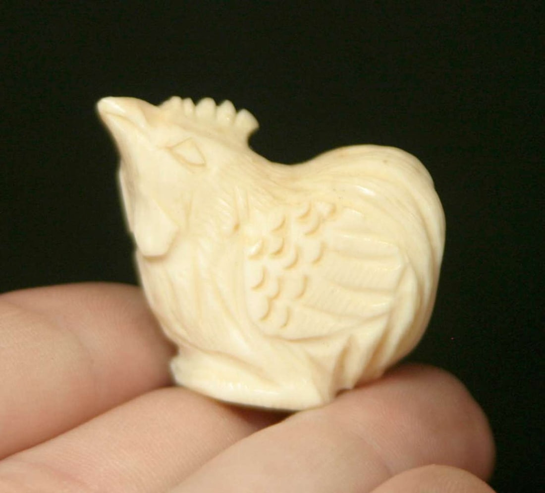 vintage Asian carved bone chicken or rooster (1 of 5)