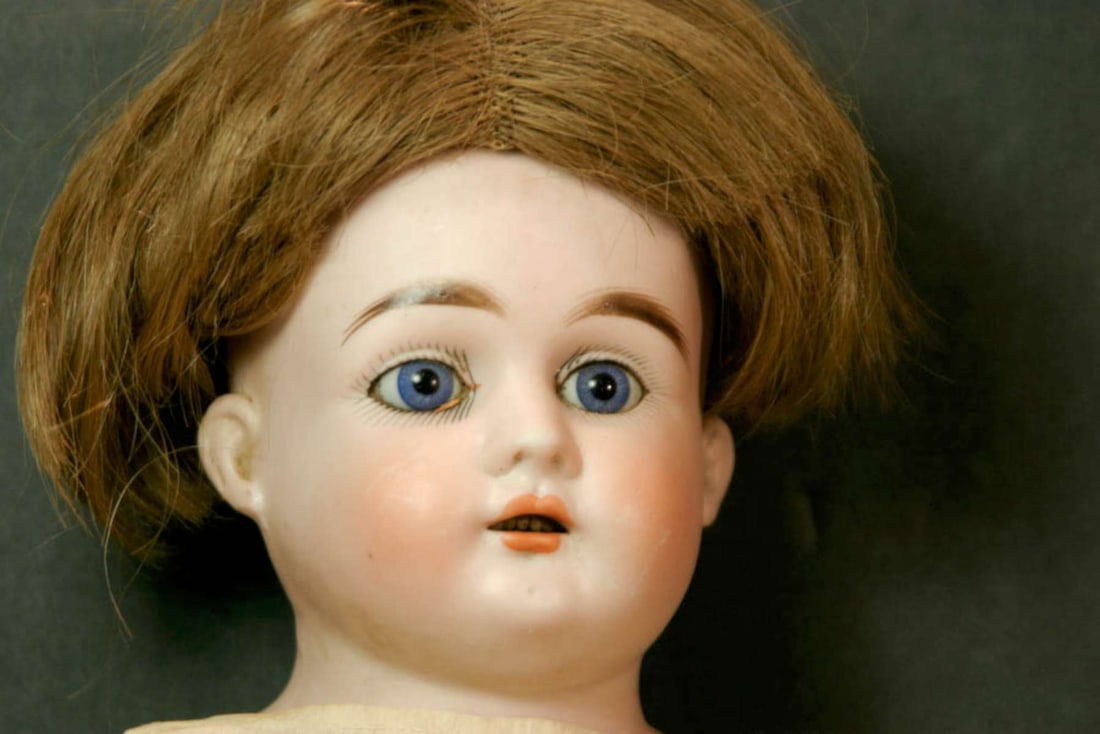 antique Heubach porcelain head girl doll - 3