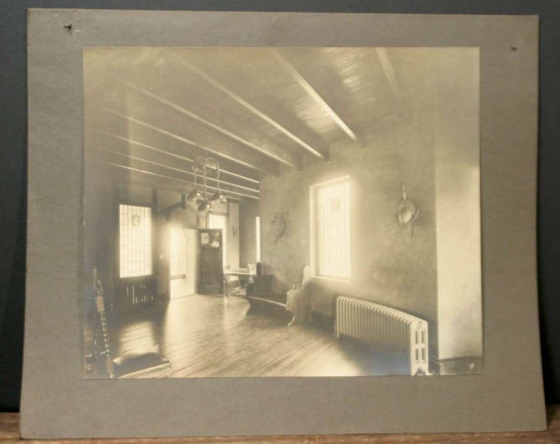 antique cabinet photograph interior scene (1 of 9)