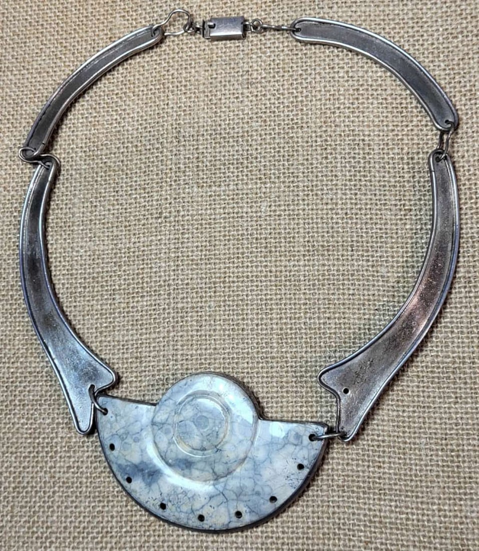 vintage estate jewelry: silver MCM necklace: vintage Mid Century Modern marked 925 Sterling silver made in Mexico necklace with huge stone fossil shaped pendantM