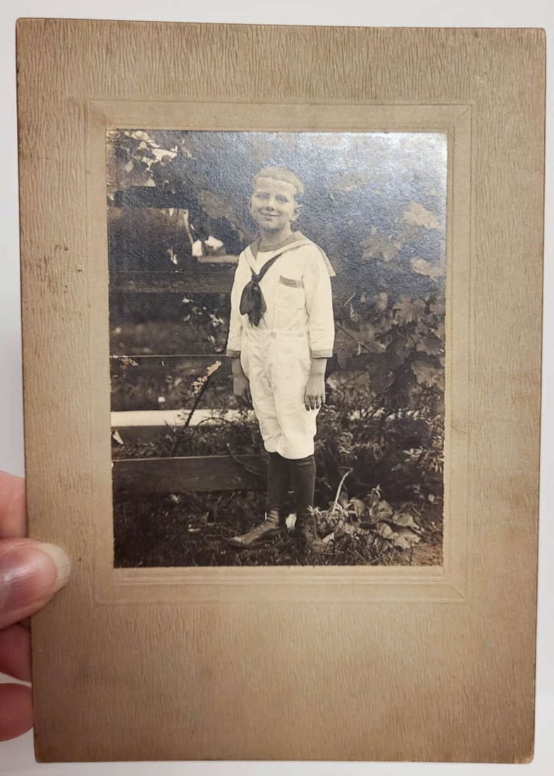 vintage portrait photographs featuring children - 5