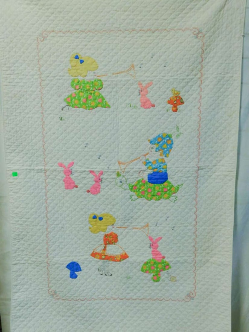 vintage hand stitched crib quilt (1 of 1)