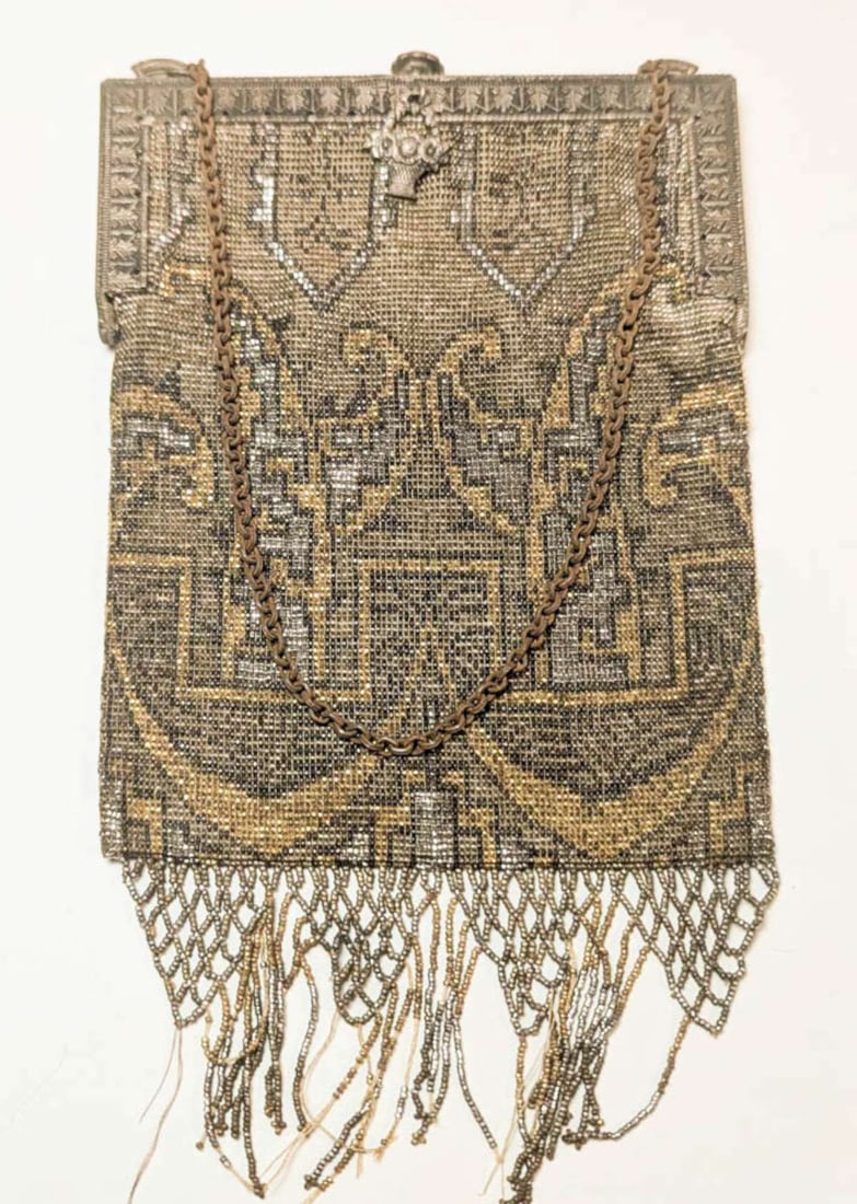 Art Deco period handbag or purse (1 of 11)