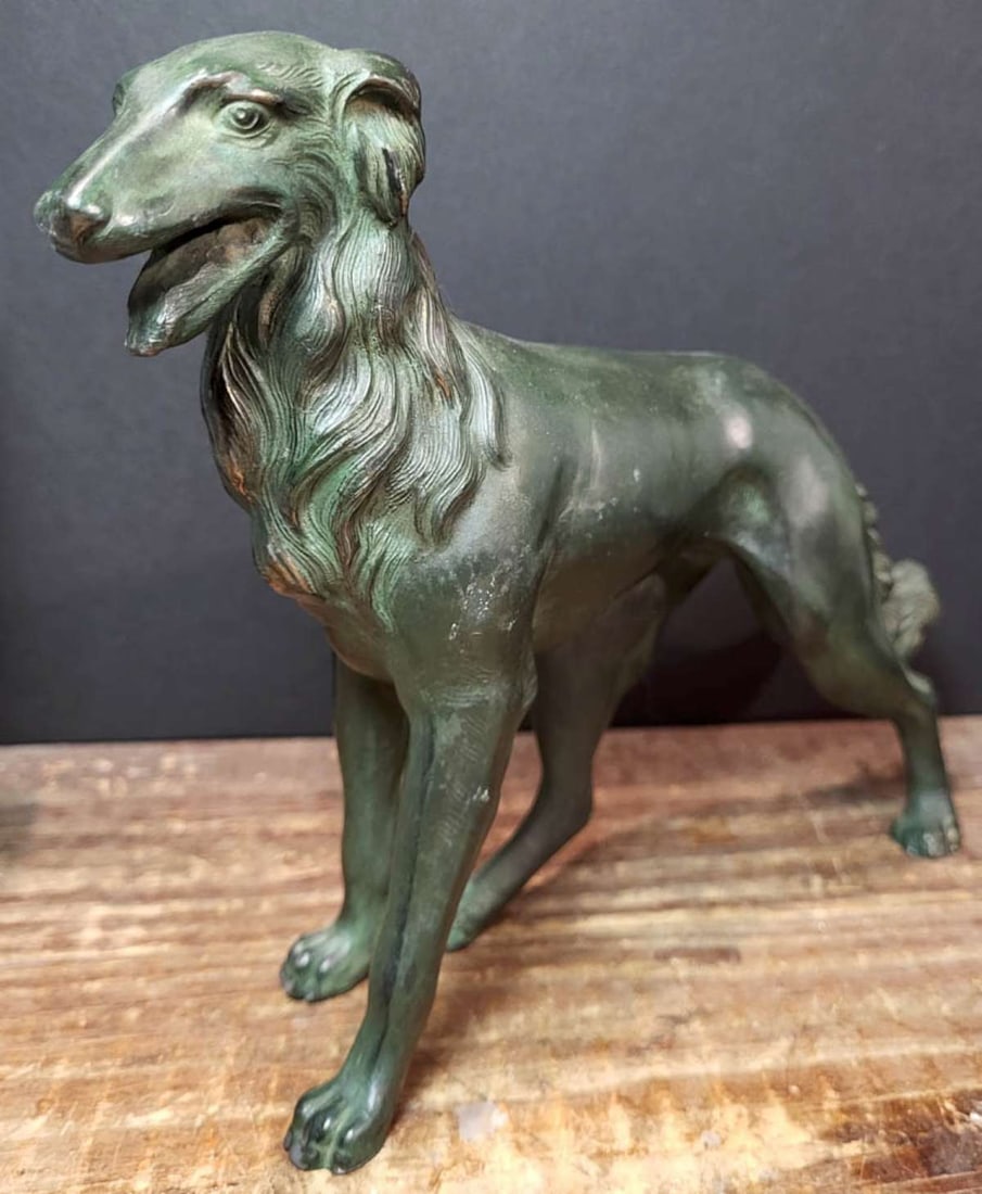 vintage Art Deco style figural dog statue (1 of 8)