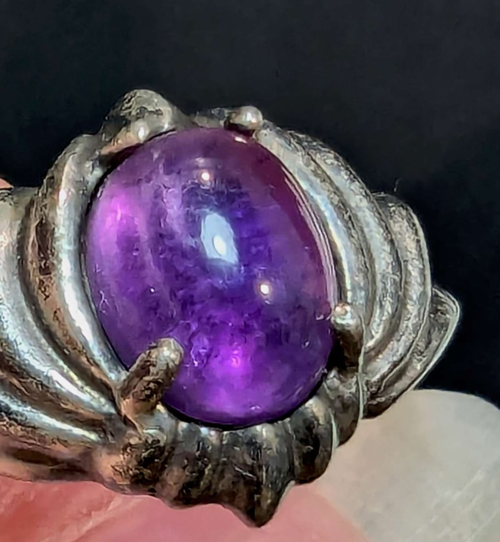 vintage estate jewelry: Amethyst ring (1 of 7)