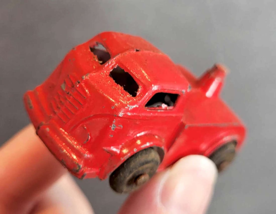 vintage Barclay red toy car - 2