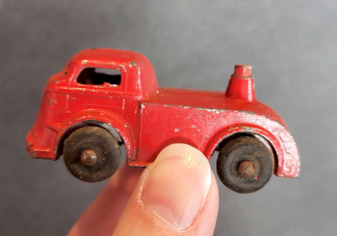 vintage Barclay red toy car - 3