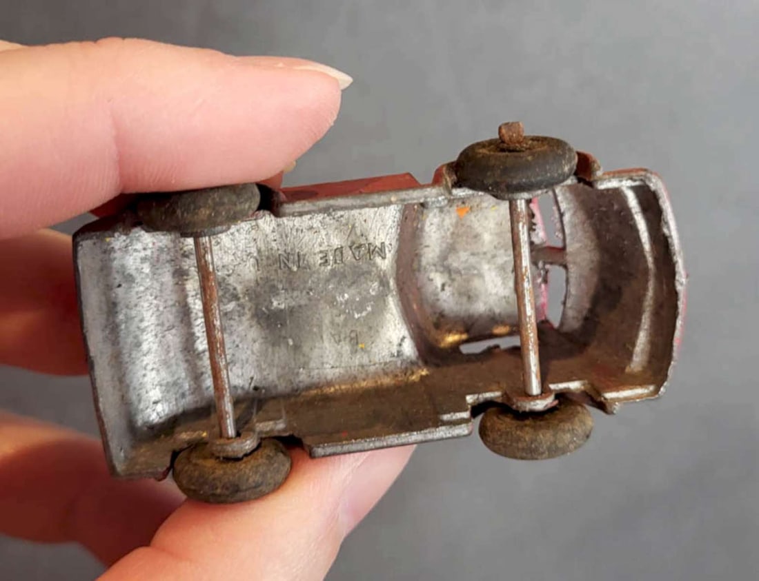 vintage Barclay red toy car - 4