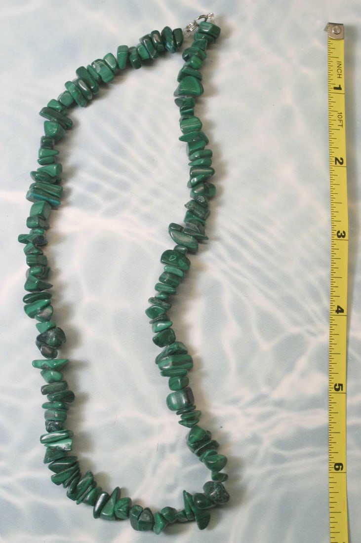 vintage estate jewelry: Malachite necklace (1 of 4)