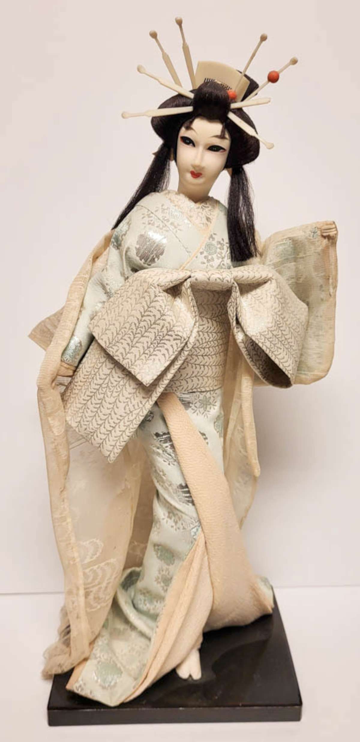 vintage Nishi doll from Japan (1 of 9)