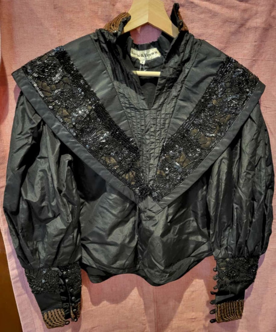 vintage designer women's clothing (1 of 7)