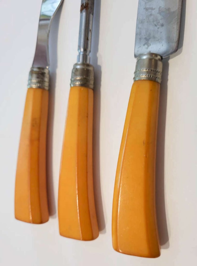 vintage Bakelite handled serving set - 3