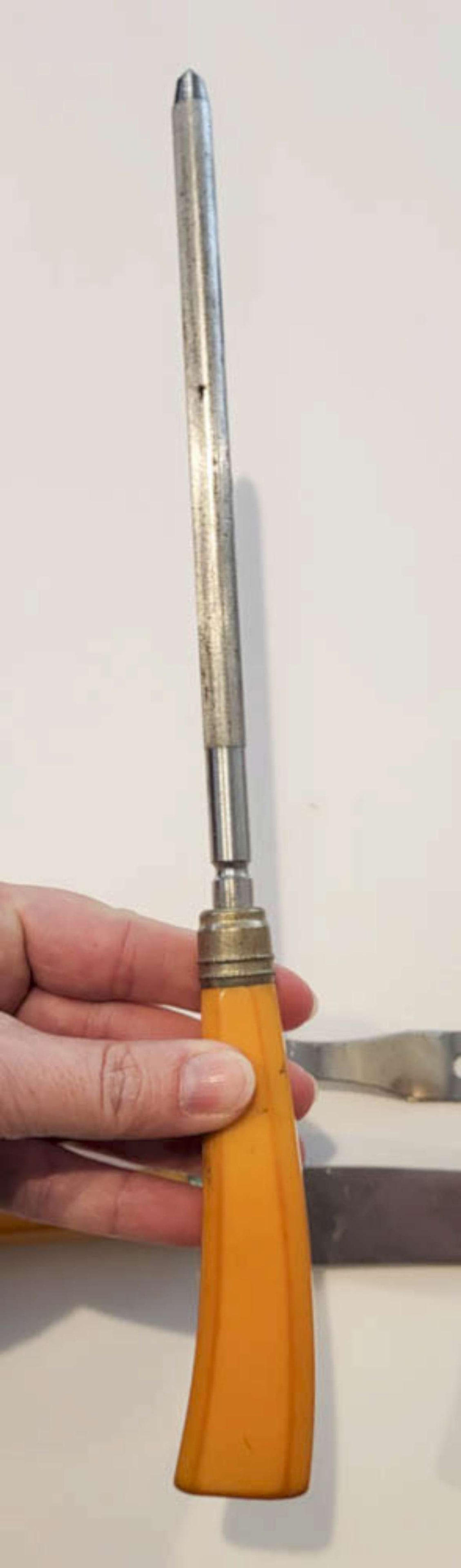 vintage Bakelite handled serving set - 7