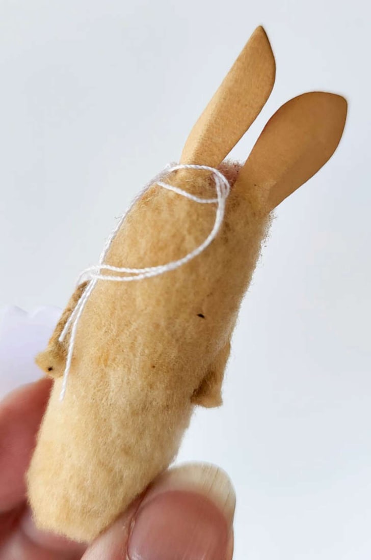 vintage Easter display piece - 5