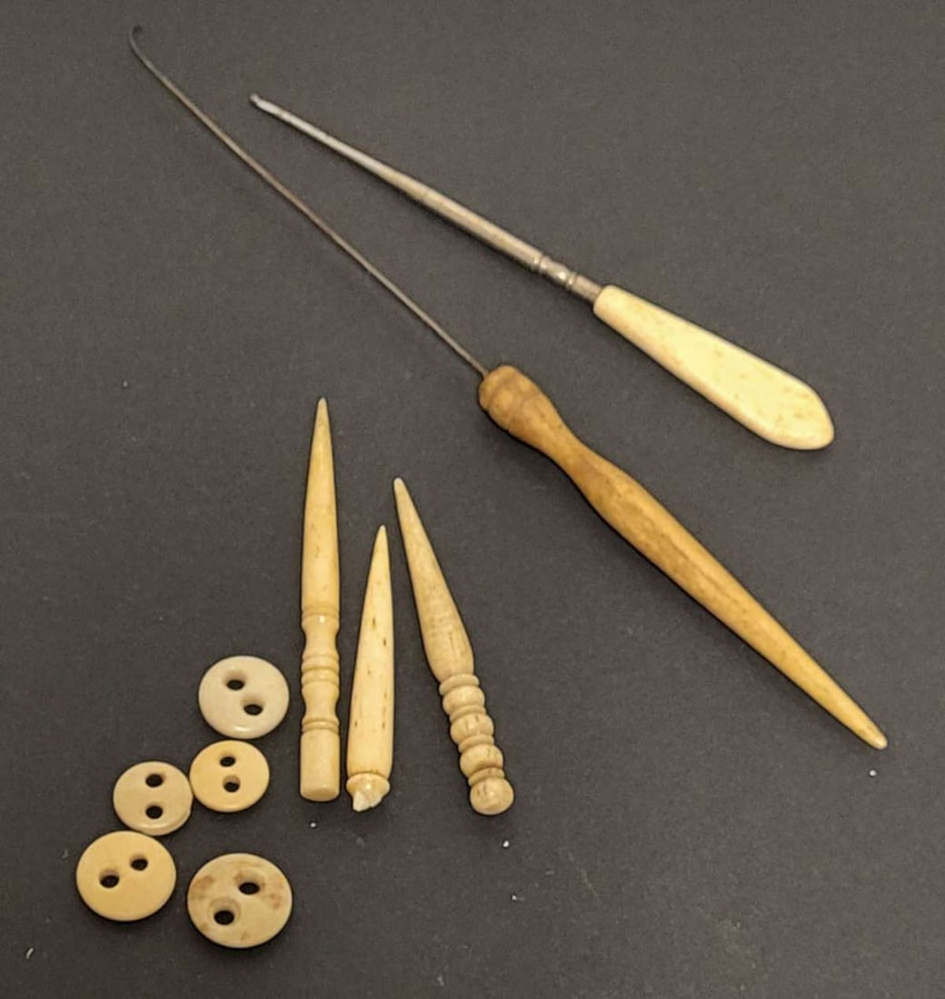 antique bone sewing implement tools (1 of 5)