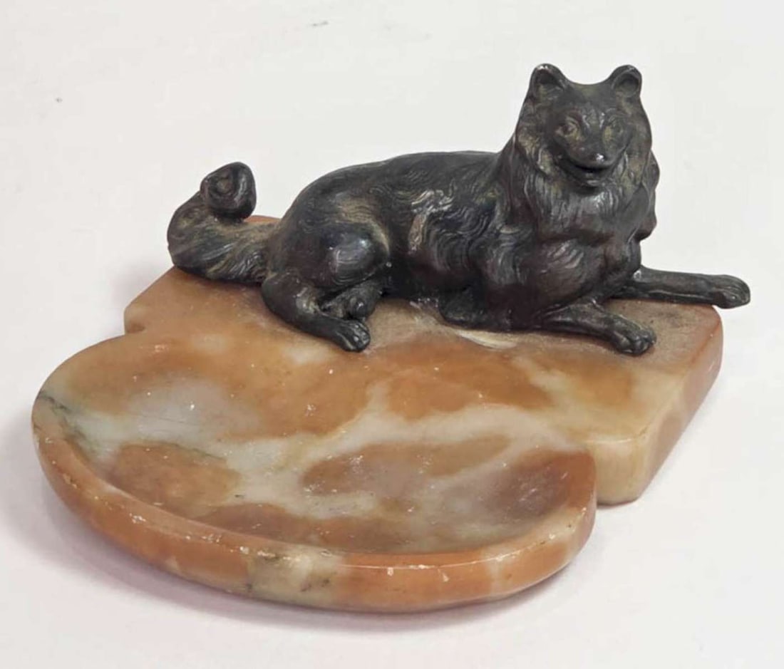 Art Deco period dog ashtray (1 of 7)