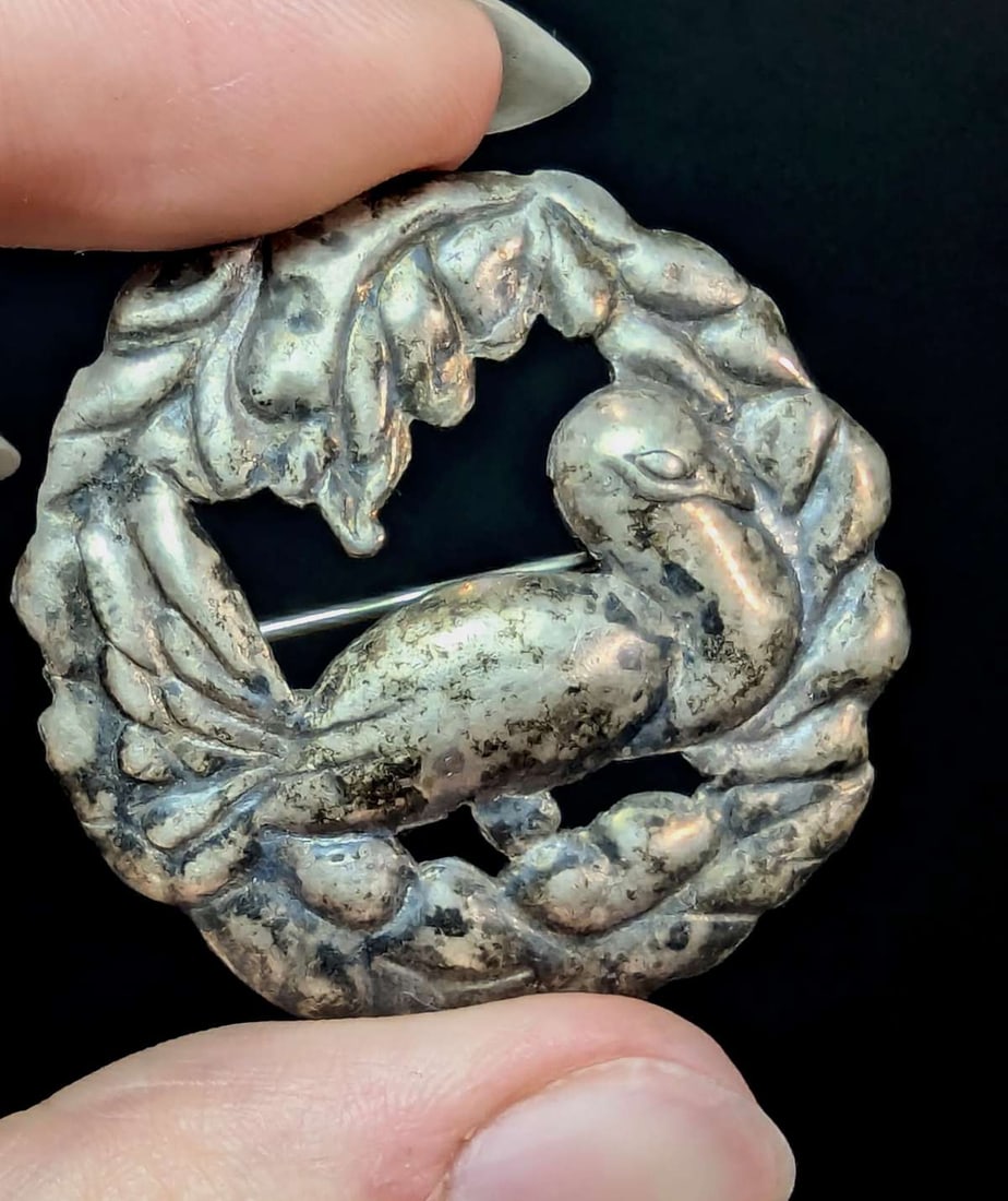 vintage estate jewelry: silver pin brooch (1 of 7)