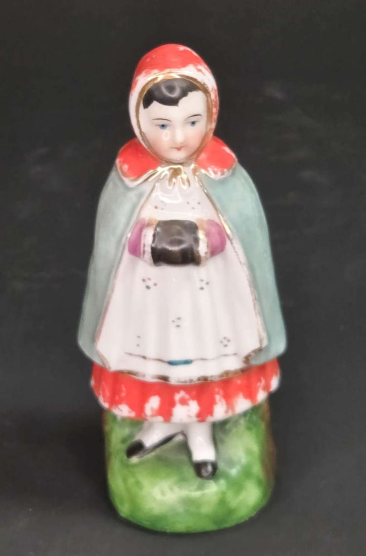antique Staffordshire figural statue Red Ridinghood (1 of 8)