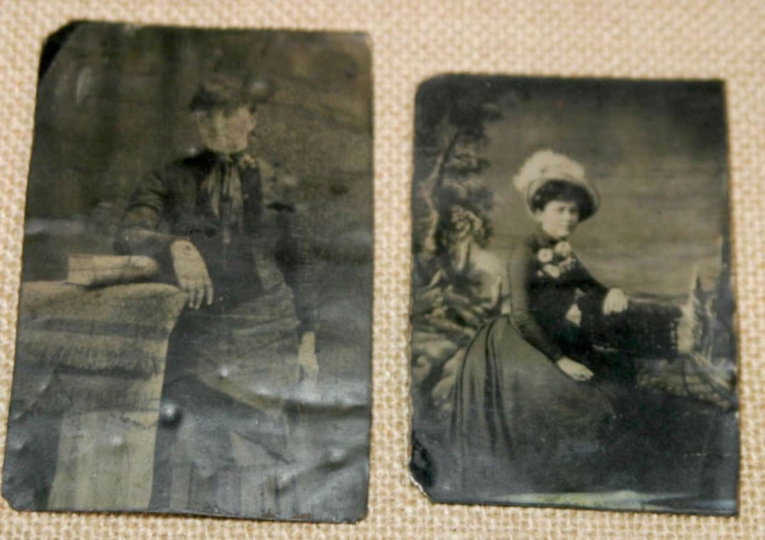 pair antique tintype photographs (1 of 7)