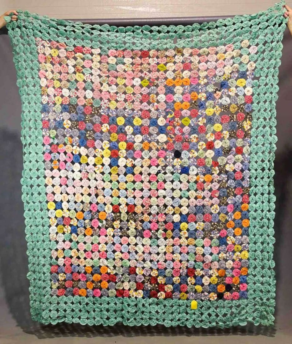 vintage hand sewn or stitched quilt (1 of 1)