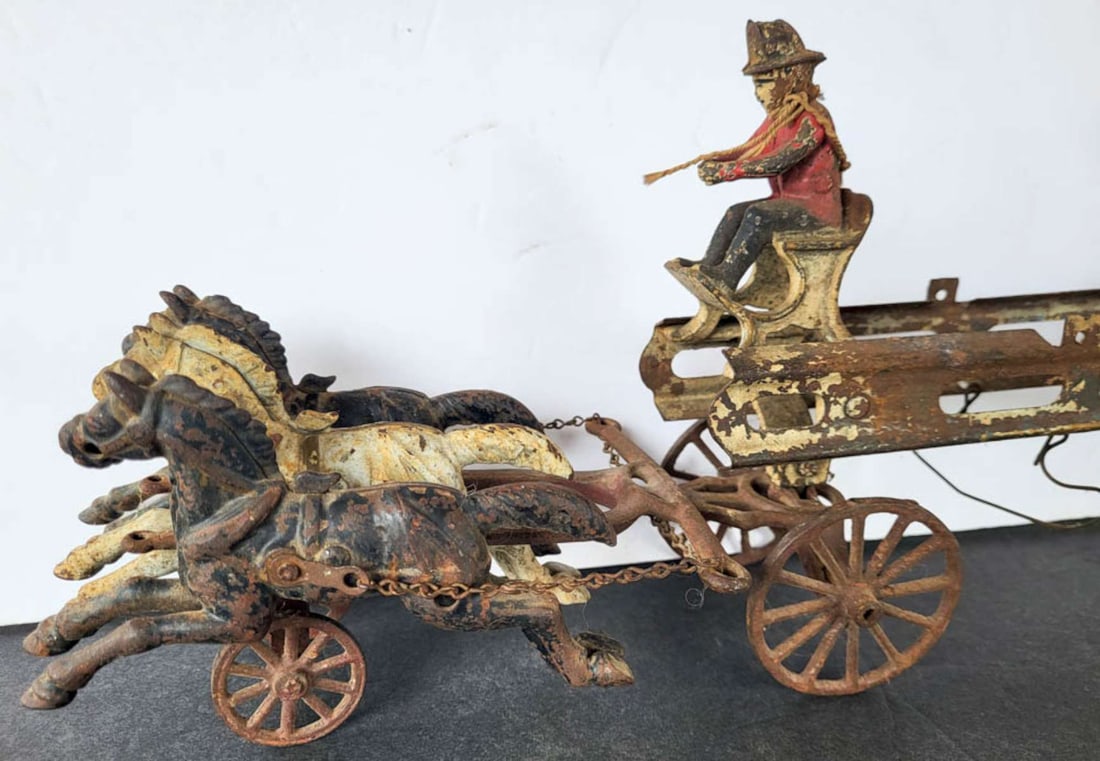 RARE antique Wilkins firetruck and horses toy - 6
