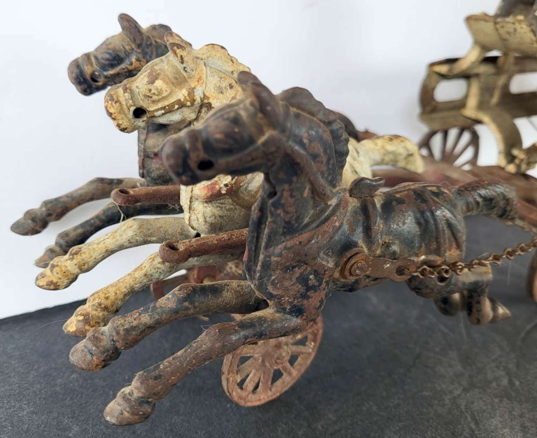 RARE antique Wilkins firetruck and horses toy - 7