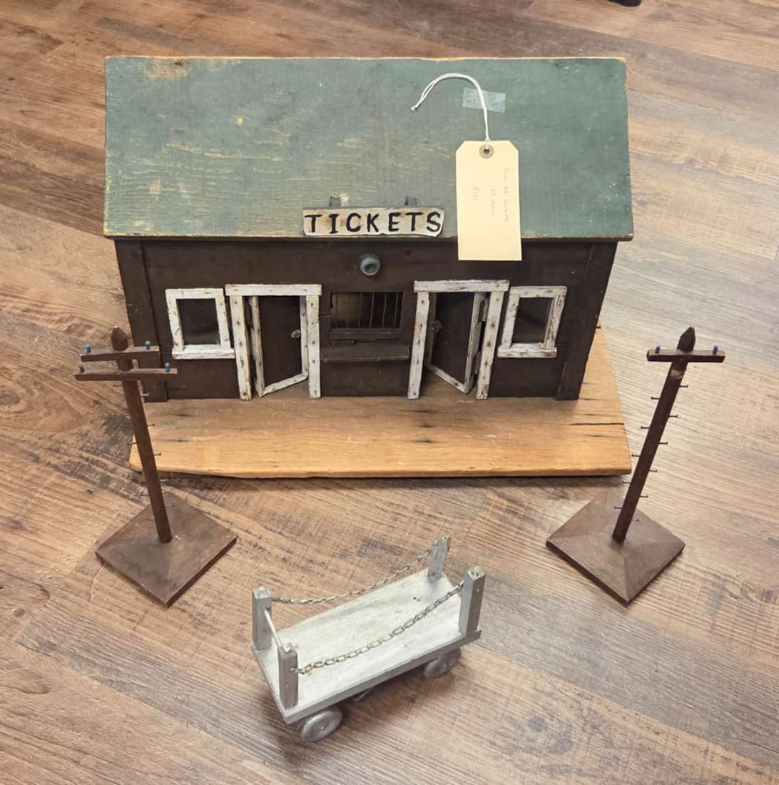 wooden Folk Art diorama RR ticket booth house: vintage or antique railroad ticket booth dollhouse building, appears bench made, with ticket window, 2 working doors, roof on hinges to show electrified (unknown working condit
