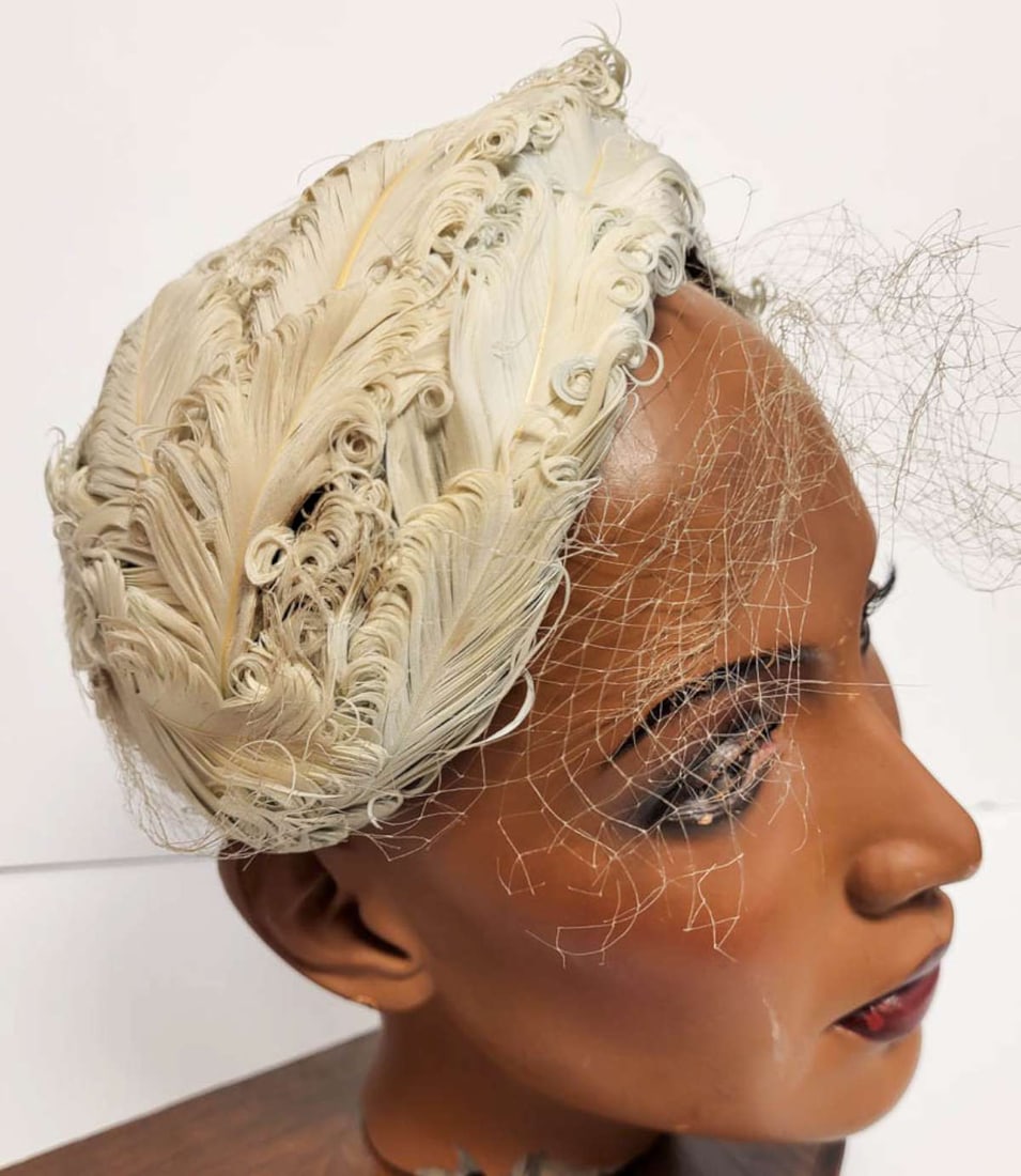 antique Flapper Era feather hat - 2