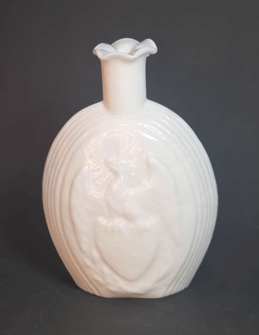 antique Patriotic milk glass Eagle bottle (1 of 9)