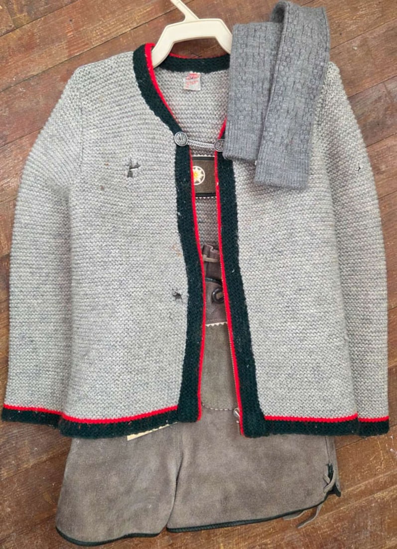 vintage kids lederhosen outfit