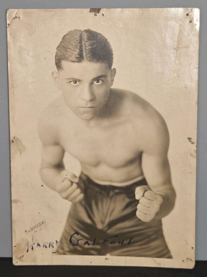 vintage publicity photograph pugilist: original vintage photograph of a boxer, with hand written ink text Harry Galfont (is this a signature, or.....), please see all photos and judge for yourself, photographer 4 Na