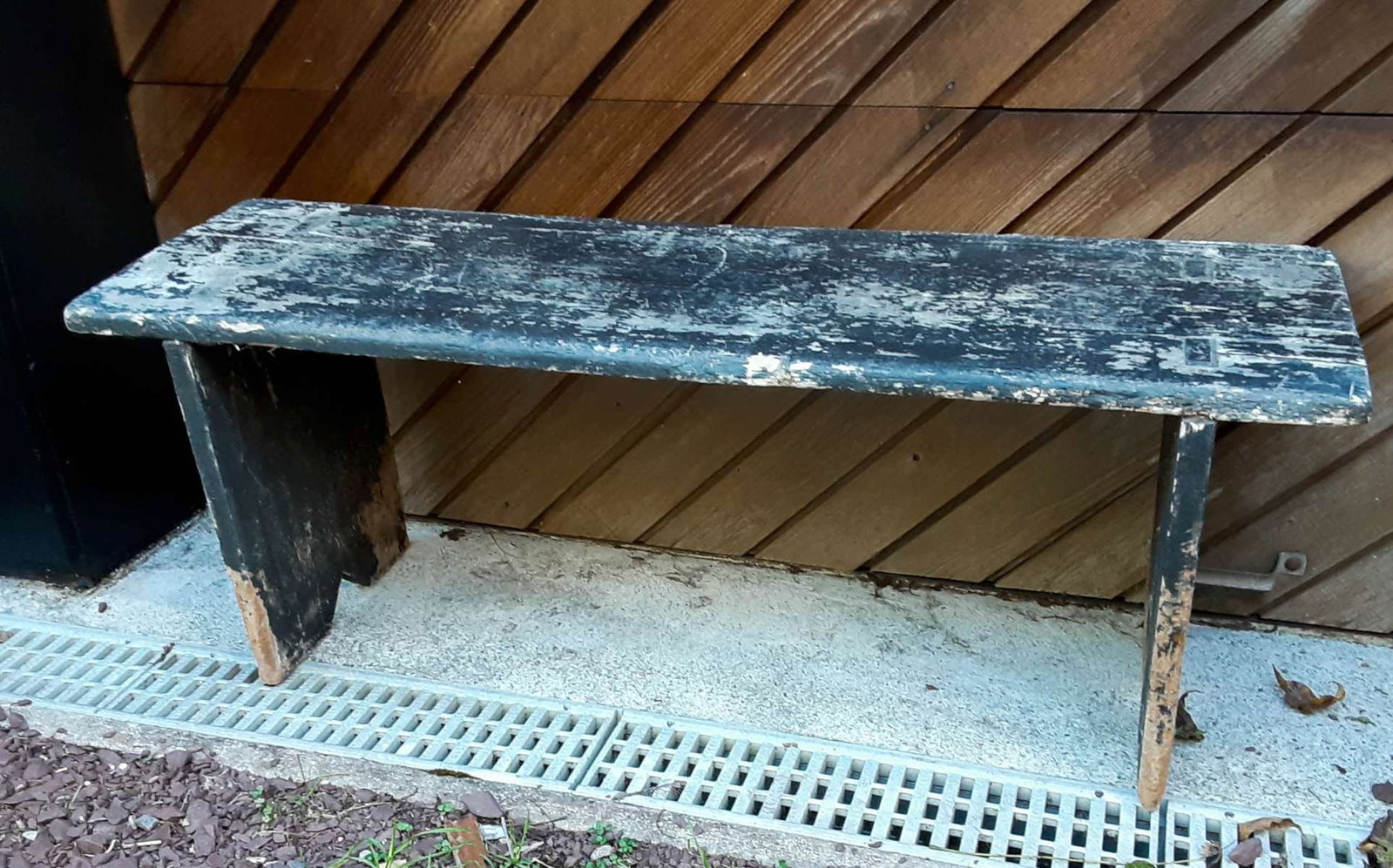 antique black Primitive bench - 2