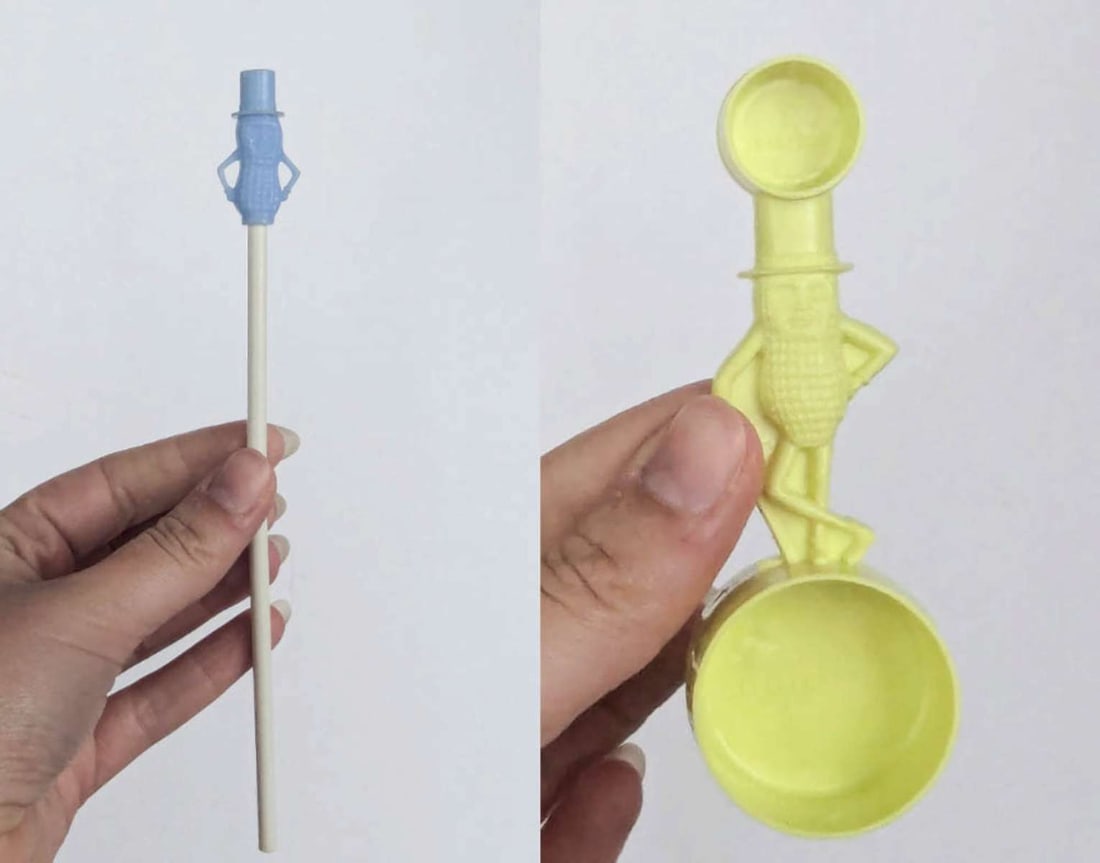 vintage Mr. Peanut lot: vintage ca. 1950's plastic Planter's Mr. Peanut lot consisting of a blue and white stirring stick or straw and yellow 1 tablespoon and 1 teaspoon and 1/4 teaspoon on the reverse measuring cu
