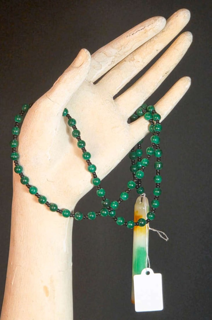 vintage estate jewelry: Jade necklace: vintage long (Mala? prayer?) necklace with green and black round spacer beads and long tubular Jade (or Jadeite or Nephrite?) white, green and brown "feather tube" or "cigarette h