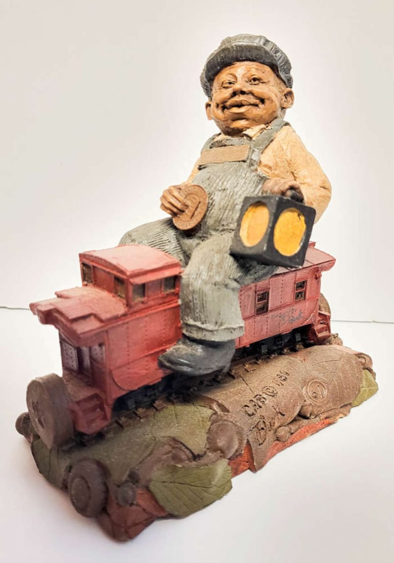 vintage Tom Clark gnome statue (1 of 8)