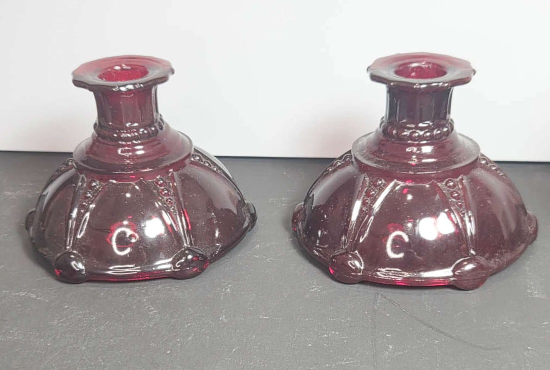 MCM Anchor Hocking Oyster and Pearl candle sticks: unmarked Mid Century Modern Oyster and Pearl candlesticks or holders, in a vibrant red color about 3 1/2" high, base 4 5/8" in diameter