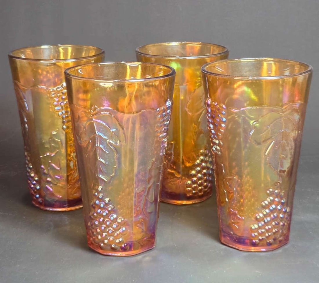 set vintage Indiana Glass Co tumblers (1 of 6)