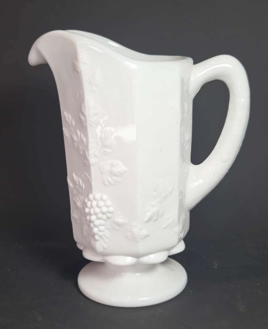 vintage Westmoreland milk glass water pitcher (1 of 6)