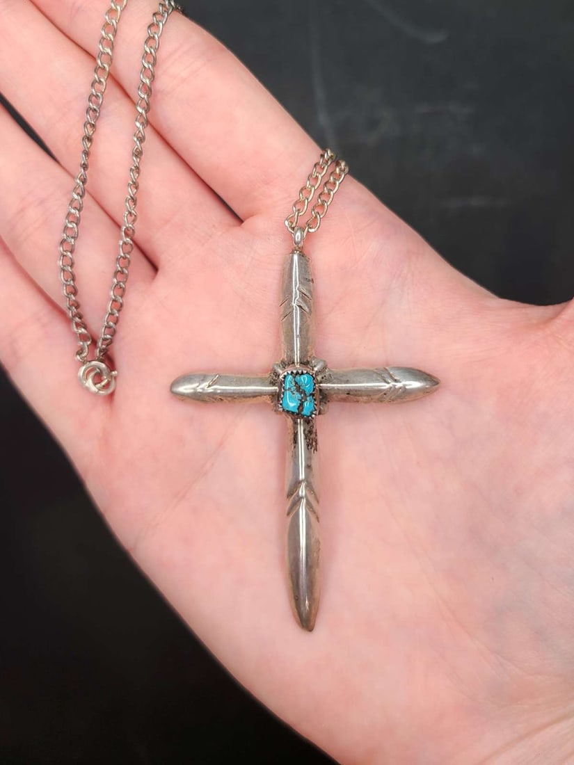 vintage estate jewelry: Native American necklace: unmarked Native American Indian necklace with unmarked but most likely silver sandcast crucifix pendant with feather design and central Turquoise nugget stone pendant about 2 1/2" long by 1 5/8&q