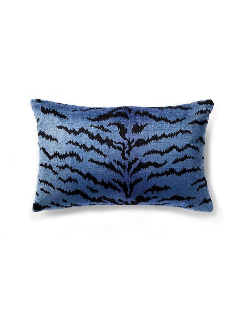 Scalamndre Blue Tiger (Tigre) Print Lumbar Pillow Cover: Gorgeous Scalamandre lumbar pillow cover. Cover only. Insert not included. 60% SILK / 27% COTTON / 13% POLYESTER HIDDEN ZIPPERREVERSE SIDE: 100% BLACK INDUS VELVET DIMENSIONS 22" X 14" Matching square