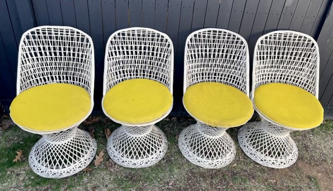 Fabulous 1960s Russell Woodard Four Chairs of Spun Fiberglass (1 of 10)