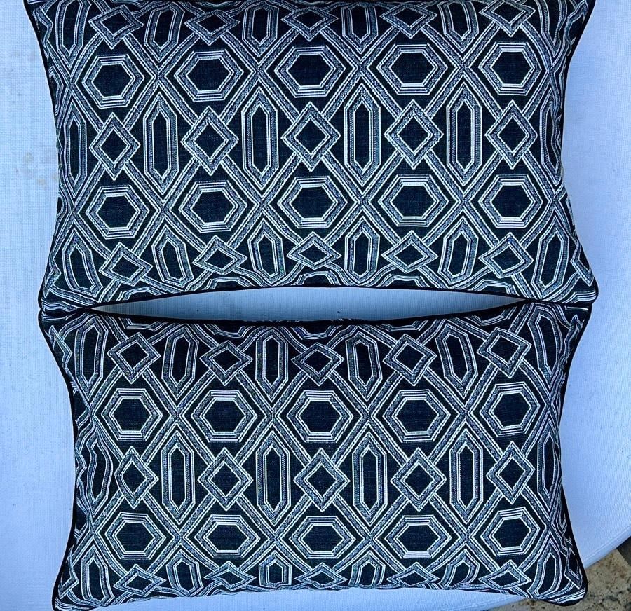 Restoration Hardware Pair of Perennials Outdoor Accent Pillows  - Brand New with Tags, Retail $400 (1 of 10)